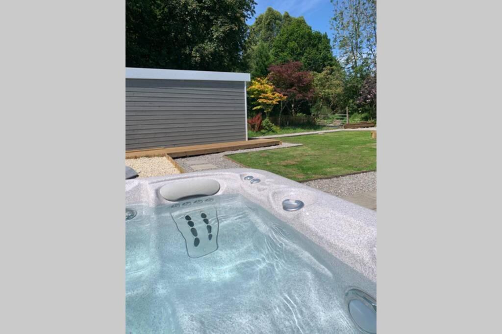הוילה אינברנס Highland Hottub Retreat, On Nc500 מראה חיצוני תמונה